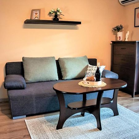 Apartament "Klimatycznie" - Przytulny, 4-Osobowy, Jelenia Gora, Cieplice מראה חיצוני תמונה